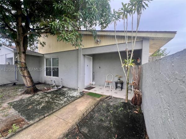 Knollwood Club, 5822 Albert Rd, West Palm Beach, Florida 33415, image 2