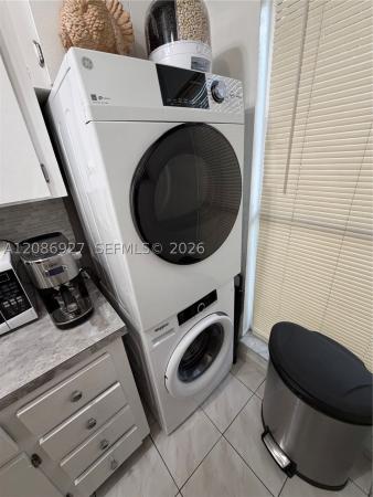 400 NW 107th Ave #4D, Unincorporated Dade County, Florida 33172, image 2