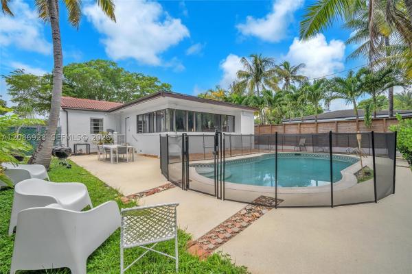 Brickell Estates, 801 SW 24th Rd, Miami, Florida 33129, image 2