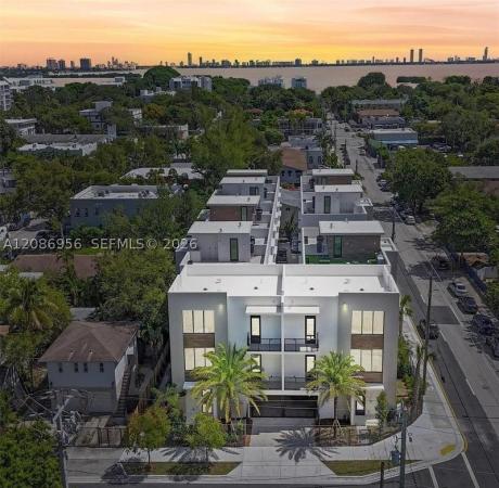 Lemon City Whites, 501 NE 61st St, Miami, Florida 33137, image 1