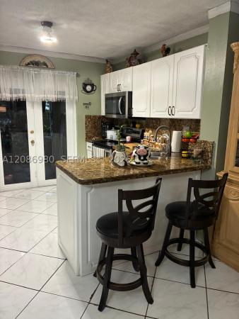 West Palm Villas, 2403 W 76th St #102, Hialeah, Florida 33016, image 3