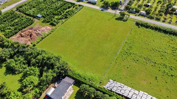 23240 SW 209th Pl, Homestead, Florida 33031, image 2