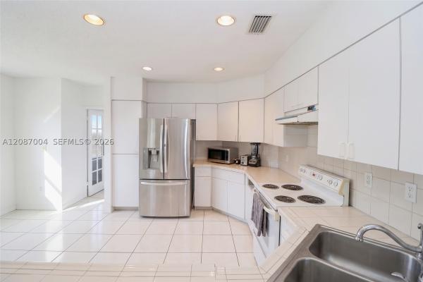 14203 SW 35th St, Unincorporated Dade County, Florida 33175, image 2