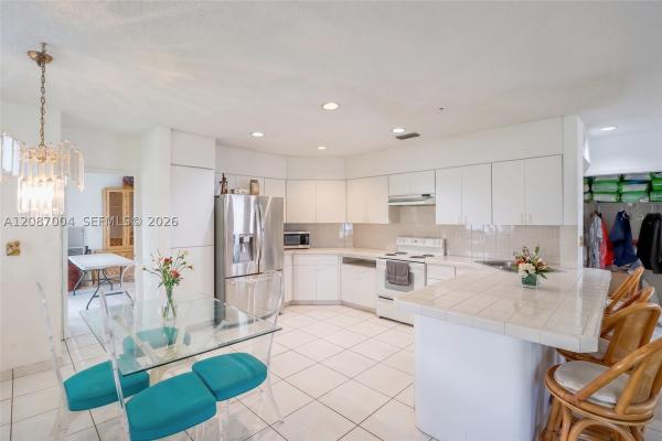 14203 SW 35th St, Unincorporated Dade County, Florida 33175, image 3