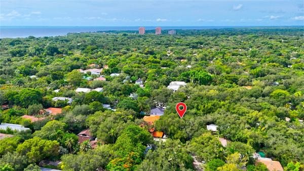 Sunshine Vistas, 4080 Lybyer Ave, Miami, Florida 33133, image 2