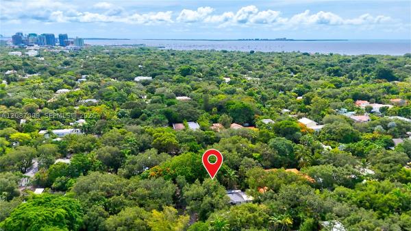Sunshine Vistas, 4080 Lybyer Ave, Miami, Florida 33133, image 1