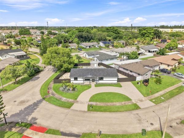 Homestead Lakes Farmlife West, 1707 S Curlew Ln, Homestead, Florida 33035, image 3