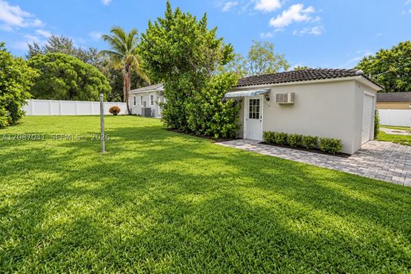 Hollywood Lakes, 1516 Jefferson St, Hollywood, Florida 33020, image 1