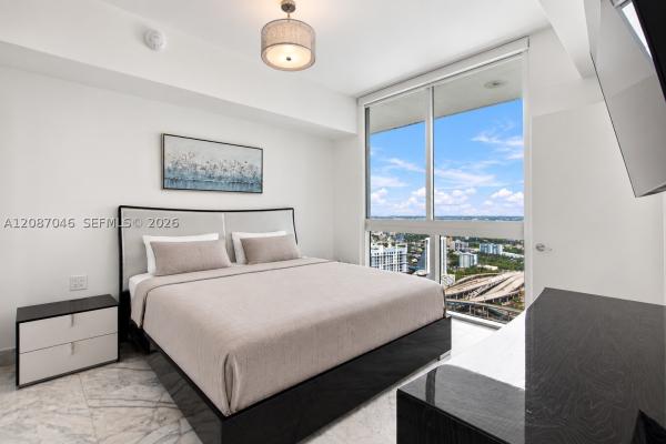 Mint At Riverfront, 92 SW 3rd St #5106, Miami, Florida 33130, image 2