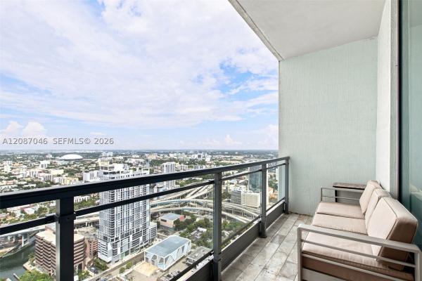 Mint At Riverfront, 92 SW 3rd St #5106, Miami, Florida 33130, image 3