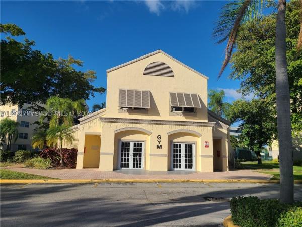 Las Vistas At Doral, 8245 Lake Dr #104, Doral, Florida 33166, image 3