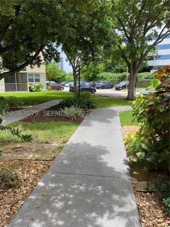 Las Vistas At Doral, 8245 Lake Dr #104, Doral, Florida 33166, image 2