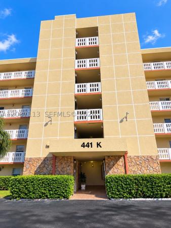 Meadowbrook Lakes View, 441 SE 3rd St #408, Dania Beach, Florida 33004, image 3
