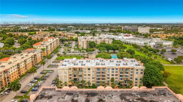 9310 Fontainebleau Blvd #606, Unincorporated Dade County, Florida 33172, image 2