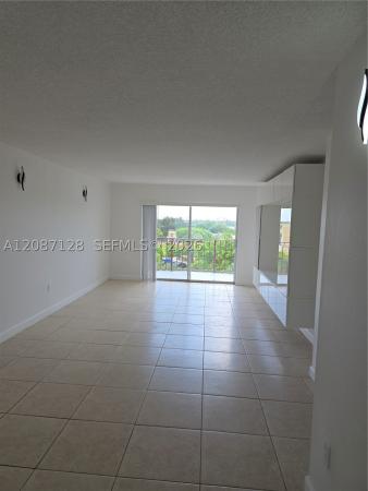 9310 Fontainebleau Blvd #606, Unincorporated Dade County, Florida 33172, image 3