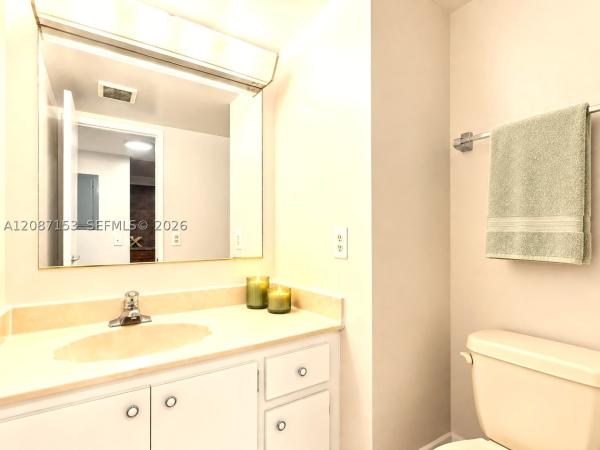 Admirals Port West, 2801 NE 183rd St #1805W, Aventura, Florida 33160, image 2