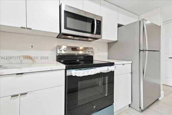 Breeze Of Galloway, 21000 SW 87th Ave #204, Cutler Bay, Florida 33189, image 3