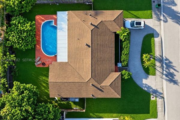 20120 Highland Lakes Blvd, Unincorporated Dade County, Florida 33179, image 2