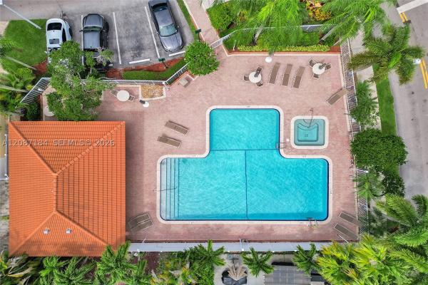 Emerald Isle, Weston, Florida 33326, image 2
