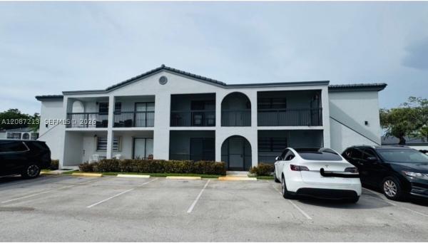 18216 Mediterranean Blvd #1-19, Hialeah, Florida 33015, image 3