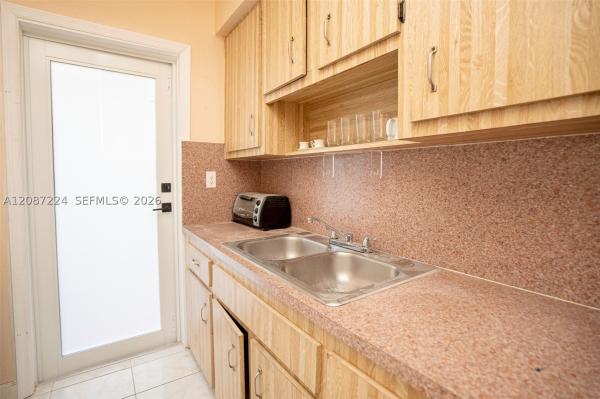637 SW 11th St #6W, Miami, Florida 33129, image 1