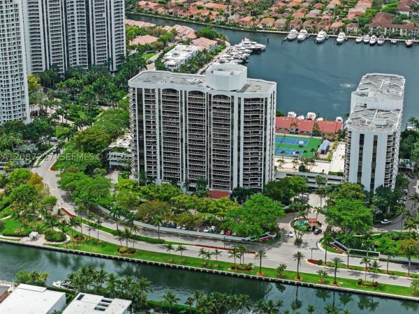 Harborside At The Waterways, 3640 Yacht Club Dr #1807, Aventura, Florida 33180, image 2