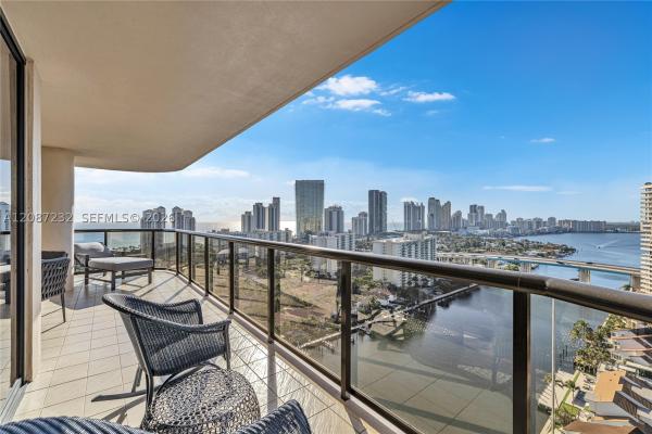 Turnberry Isle South, 19667 Turnberry Way #25K, Aventura, Florida 33180, image 2