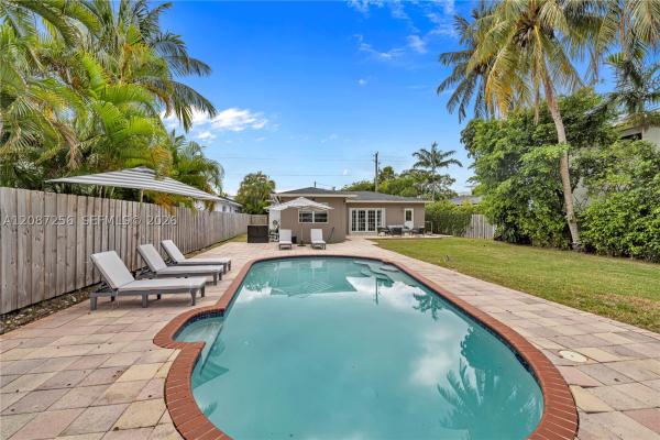 Biscayne Point, 1815 Daytonia Rd, Miami Beach, Florida 33141, image 2