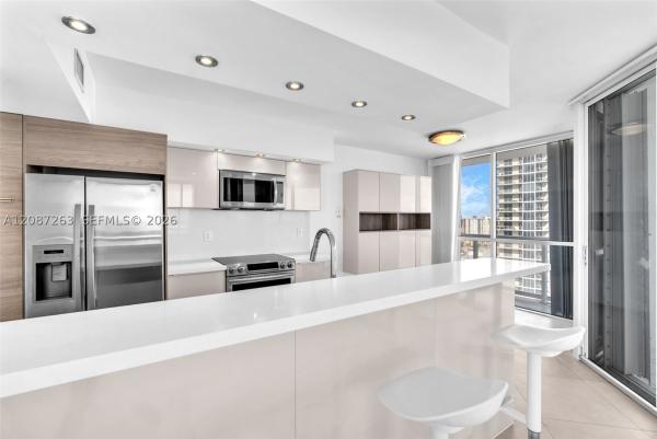 Oceania 3, 16485 Collins Ave #2136, Sunny Isles Beach, Florida 33160, image 2