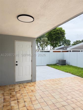 13916 SW 56th Ln, Unincorporated Dade County, Florida 33183, image 3