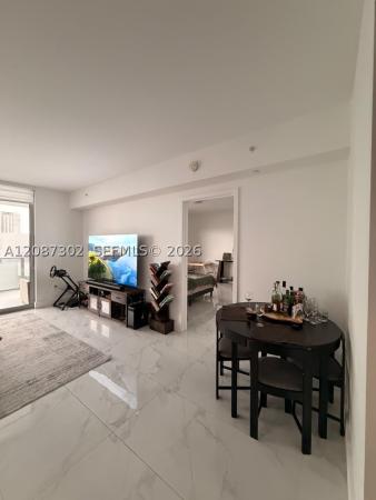 Miami, Florida 33132, image 3