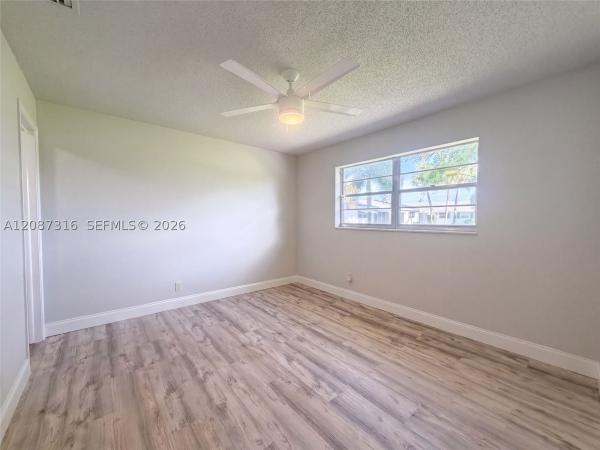Leisureville Golf View, 400 SW Golfview Ter #112, Boynton Beach, Florida 33426, image 3