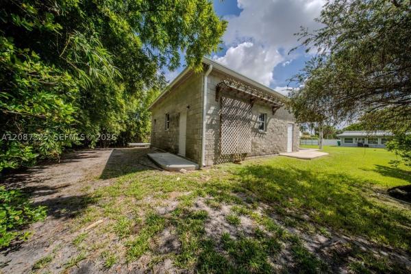 Newmans Survey, 4391 SW 77th Ave, Davie, Florida 33328, image 2