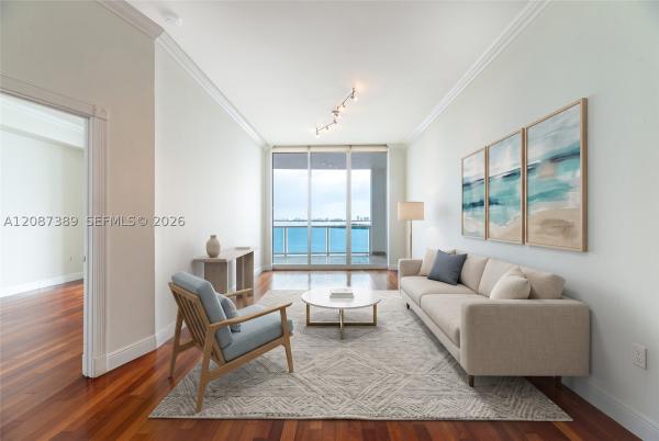 New Wave, 725 NE 22nd St #8E, Miami, Florida 33137, image 2
