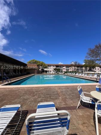 Lakes Of Carriage Hills, 4930 E Sabal Palm Blvd #206, Tamarac, Florida 33319, image 2