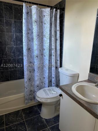 Casa Del Sur, 645 E Mowry Ct, Homestead, Florida 33030, image 2
