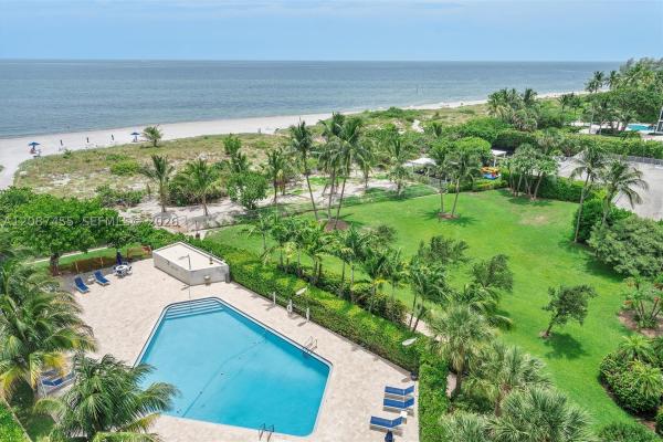 Commodore Club East, 177 Ocean Lane Dr #807, Key Biscayne, Florida 33149, image 2