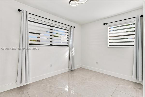 Pine Tree Manor, 9298 Jamaica Dr #N/A, Cutler Bay, Florida 33189, image 3