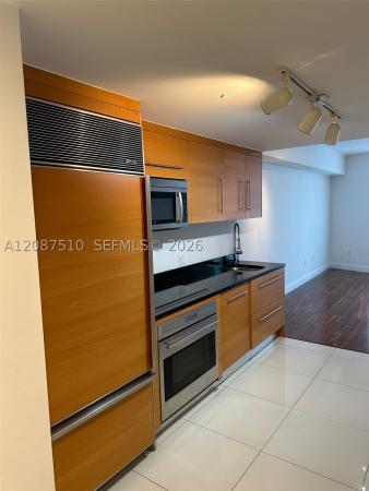 Icon Brickell Tower 1, 465 Brickell Ave #3404, Miami, Florida 33131, image 1