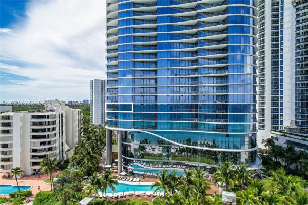 The Ritz-Carlton Residences, 15701 Collins Ave #1703, Sunny Isles Beach, Florida 33160, image 2