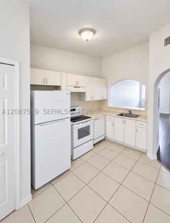Venetia Gardens, 1250 SE 28th Ct #204, Homestead, Florida 33035, image 3