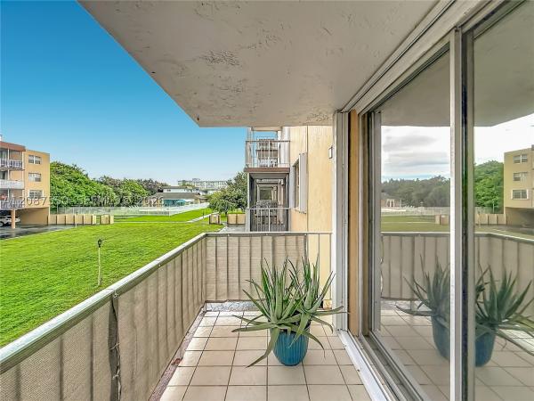 Tallwood North, 1600 Tallwood Ave #204, Hollywood, Florida 33021, image 1
