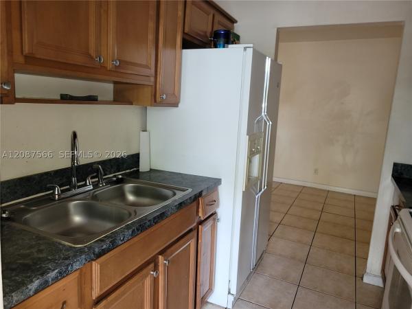 Golfview Arms, 8704 NW 35th St #105, Coral Springs, Florida 33065, image 3