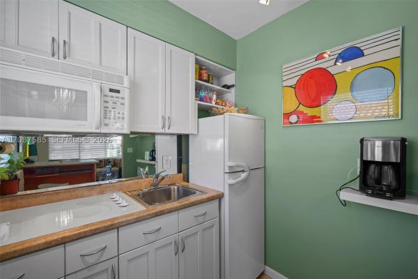 Wallian, 1525 Meridian Ave #202, Miami Beach, Florida 33139, image 3