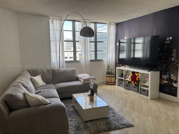The Four Ambassadors, 801 Brickell Bay Dr #964, Miami, Florida 33131, image 2