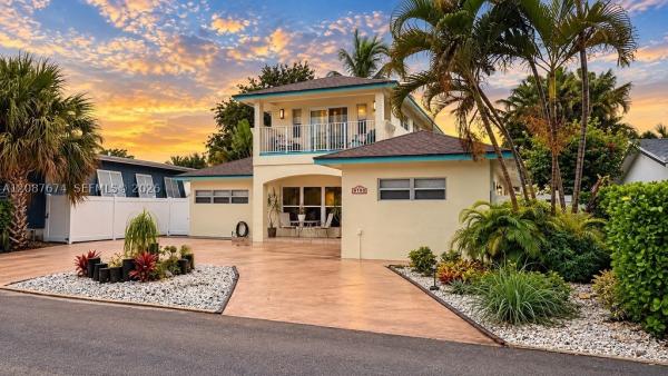 Lake Cove, 919 S Lakeside Pl, Lantana, Florida 33462, image 1