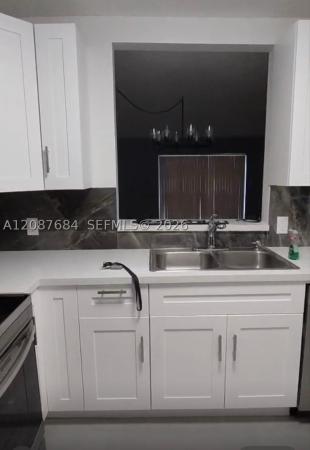 Normandy Shores Yacht & Country Club, 130 S Shore Dr #2F, Miami Beach, Florida 33141, image 3