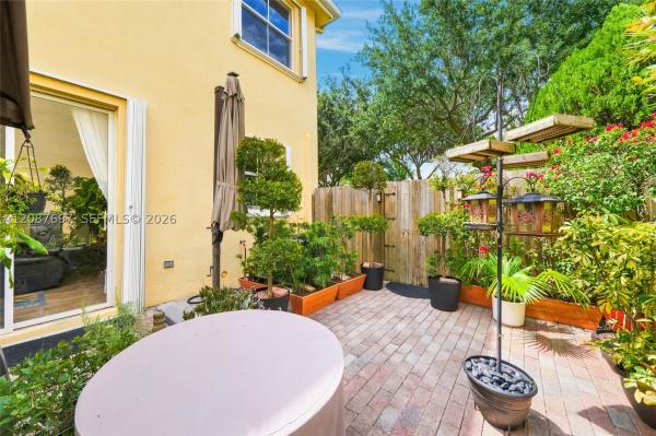 889 SW 151st Pl, Unincorporated Dade County, Florida 33194, image 1