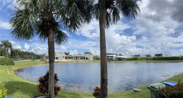 Coconuts, Weston, Florida 33326, image 2