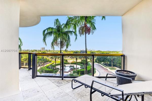 Bal Harbour Tower, 9999 Collins Ave #5E, Bal Harbour, Florida 33154, image 3